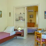 Garden House Elli 2 Min *