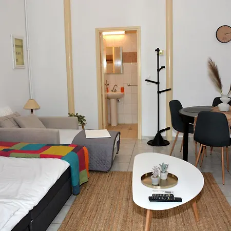 Apartamento Garden House Elli 2 Min *
