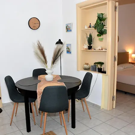 Garden House Elli 2 Min *