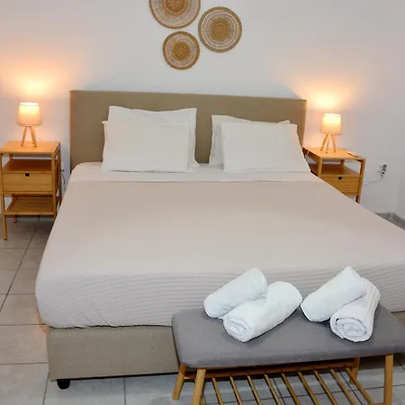 Garden House Elli 2 Min Apartamento *