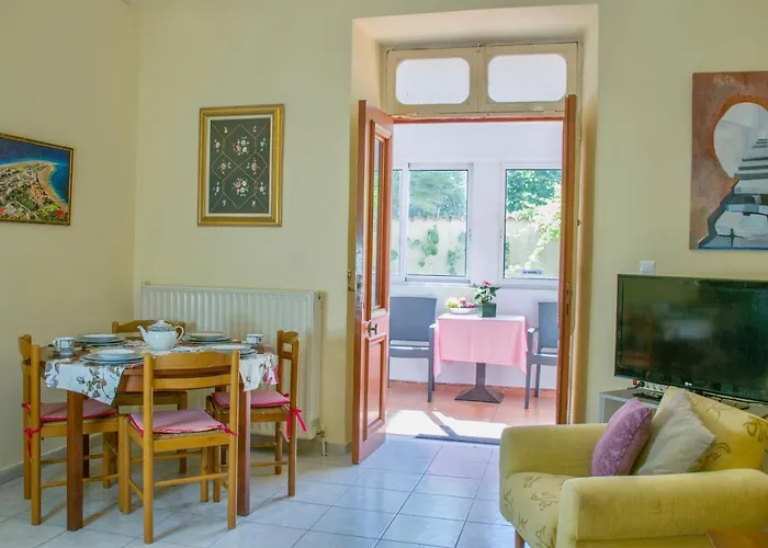 Garden House Elli 2 Min