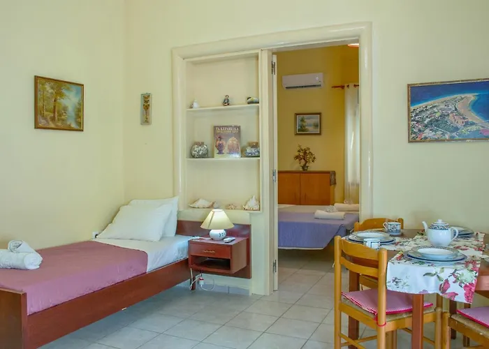 Garden House Elli 2 Min *